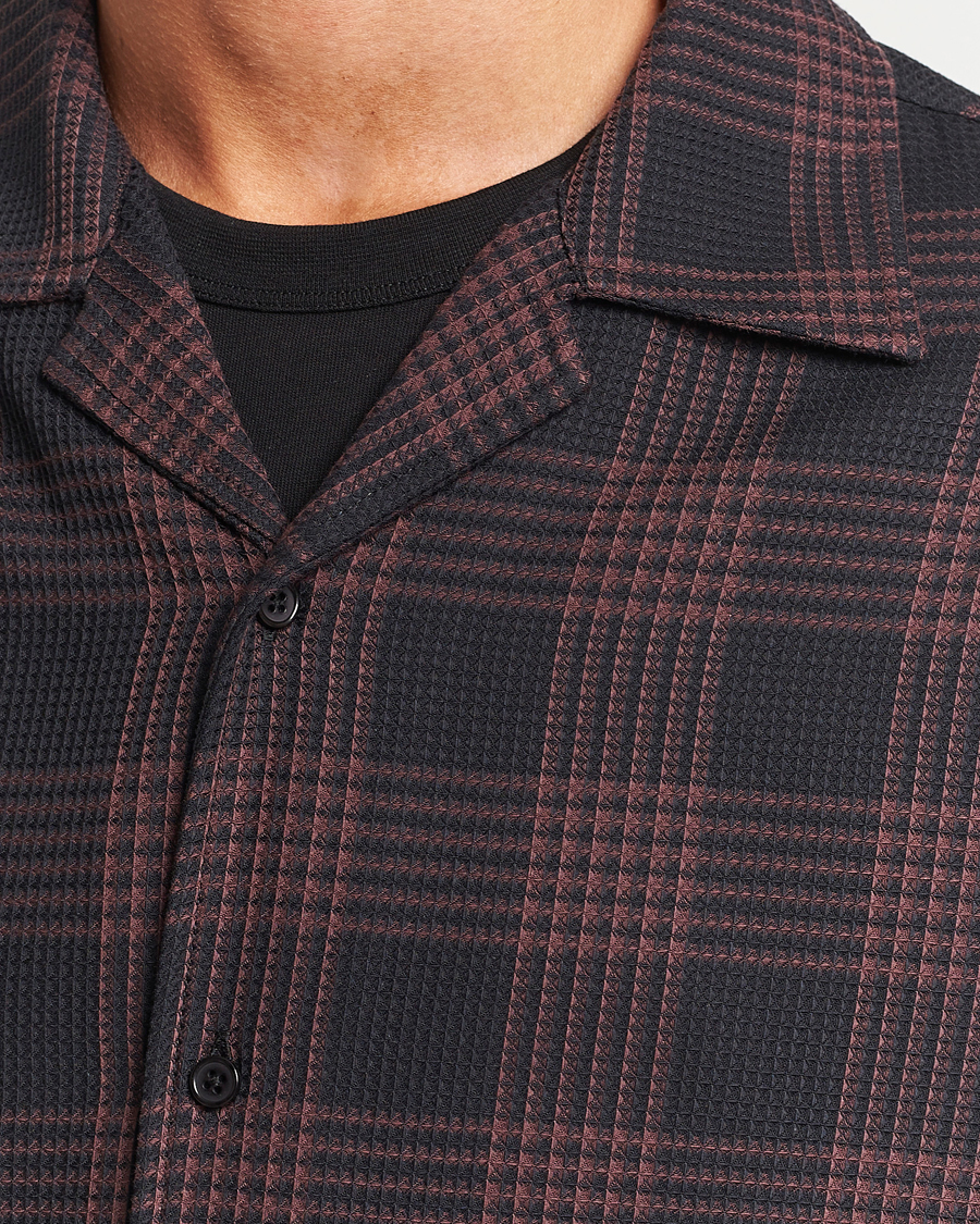 Herren | Hemden | Filippa K | Waffle Checked Resort Shirt Dark Chocolate/Black