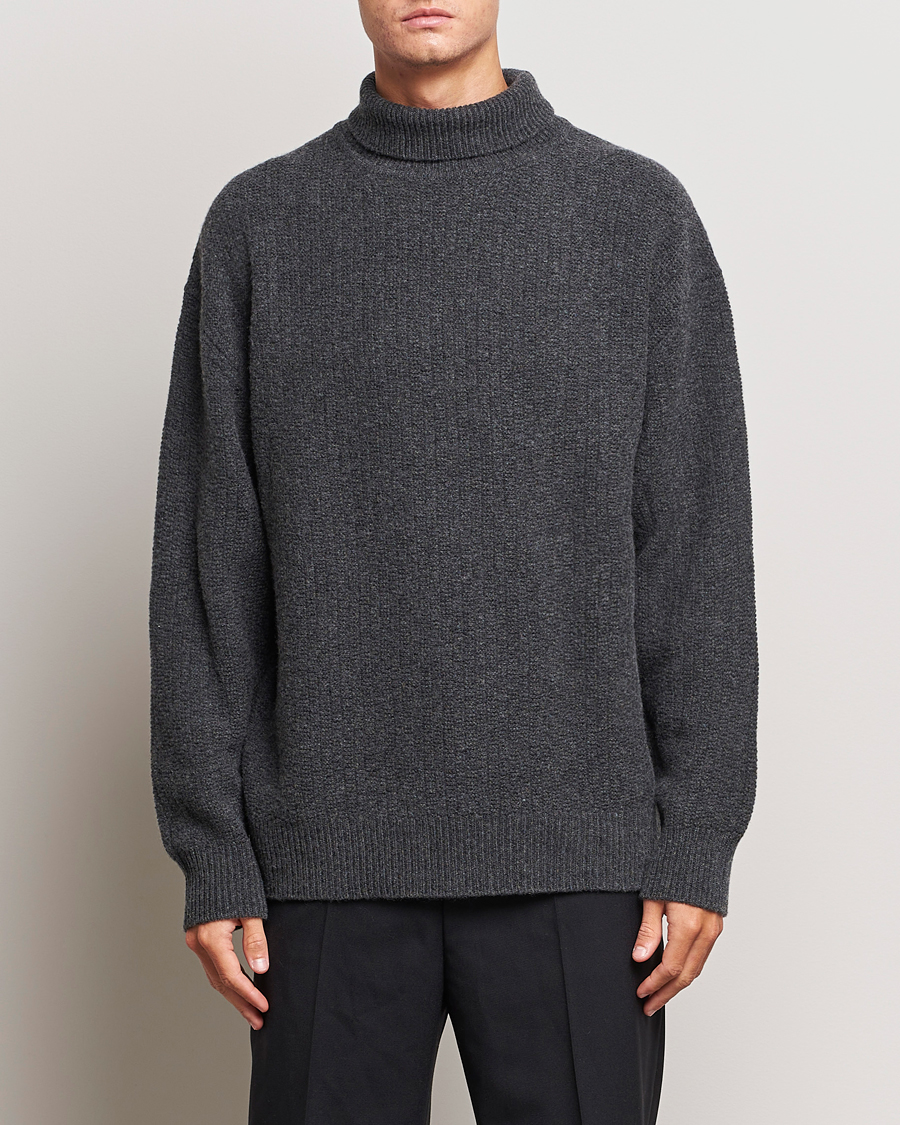 Herren | Pullover | Filippa K | Wool Structured Polo Anthracite Melange