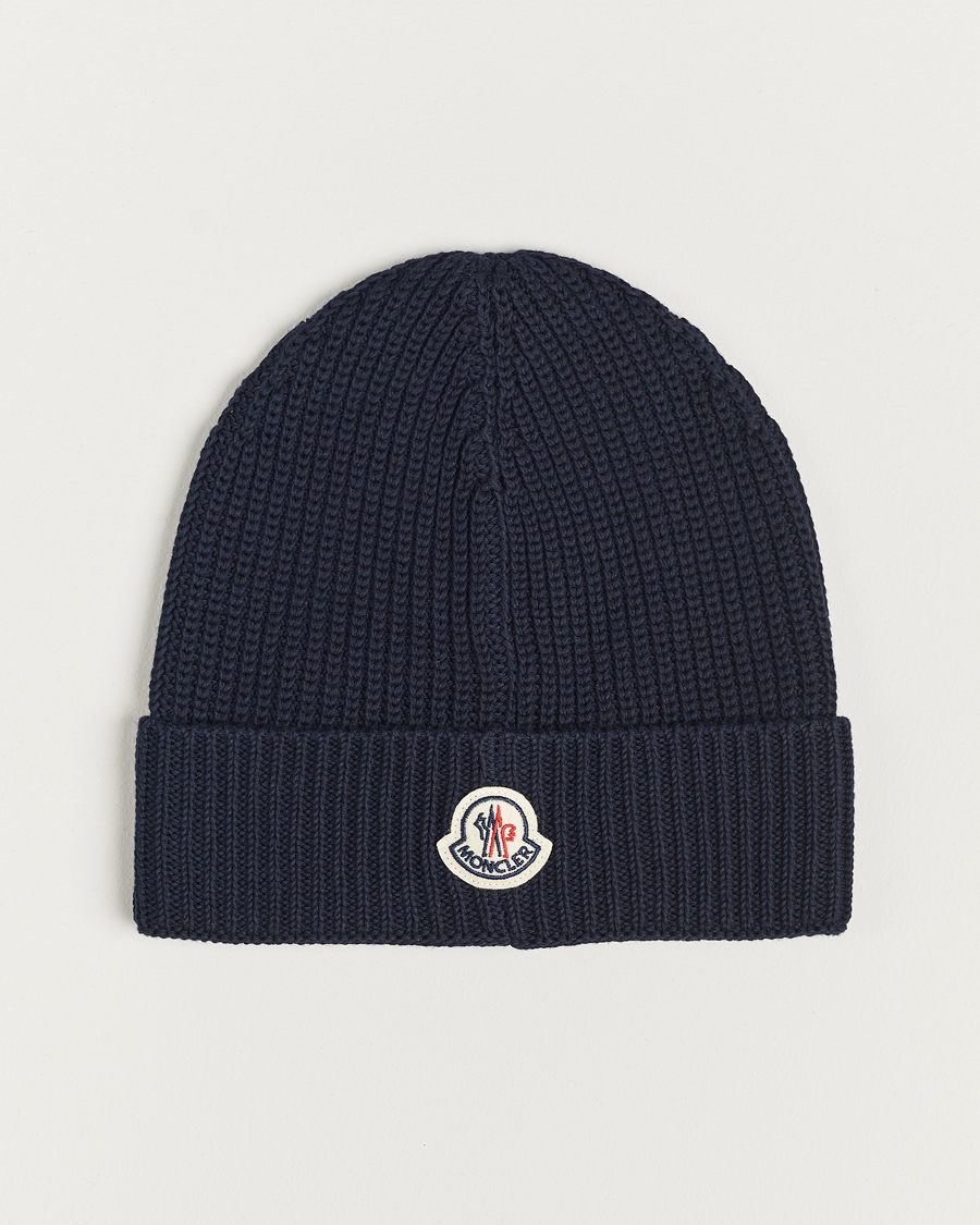 Herren | Moncler Logo Embossed Beanie Navy | Moncler | Logo Embossed Beanie Navy