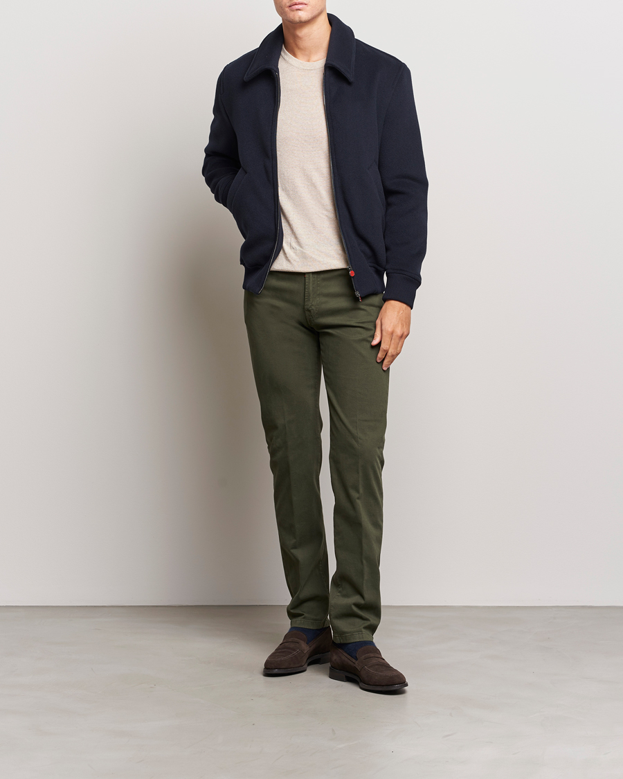 Herren | Hosen | Kiton | Slim Fit Cashmere/Cotton 5-Pocket Pants Dark Green