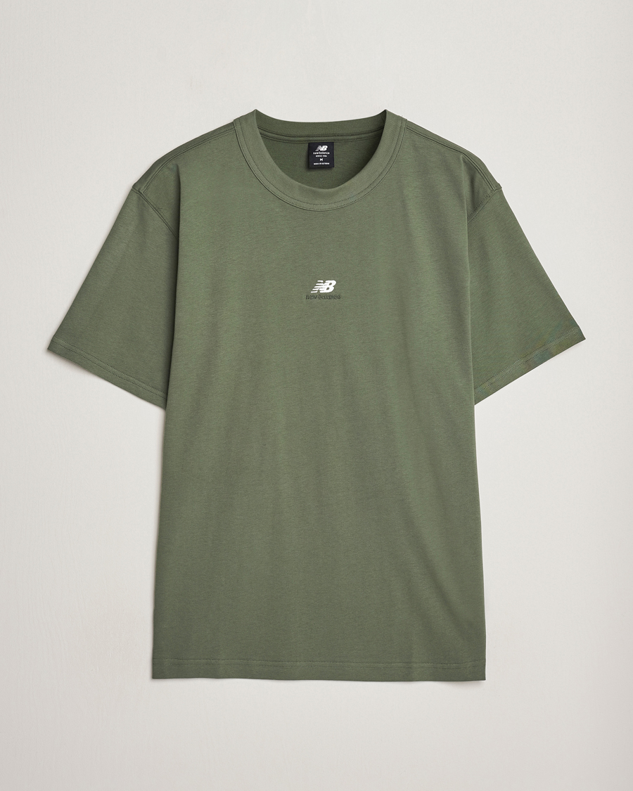 Herren | T-Shirts | New Balance | Athletics Graphic T-Shirt Deep Olive Green
