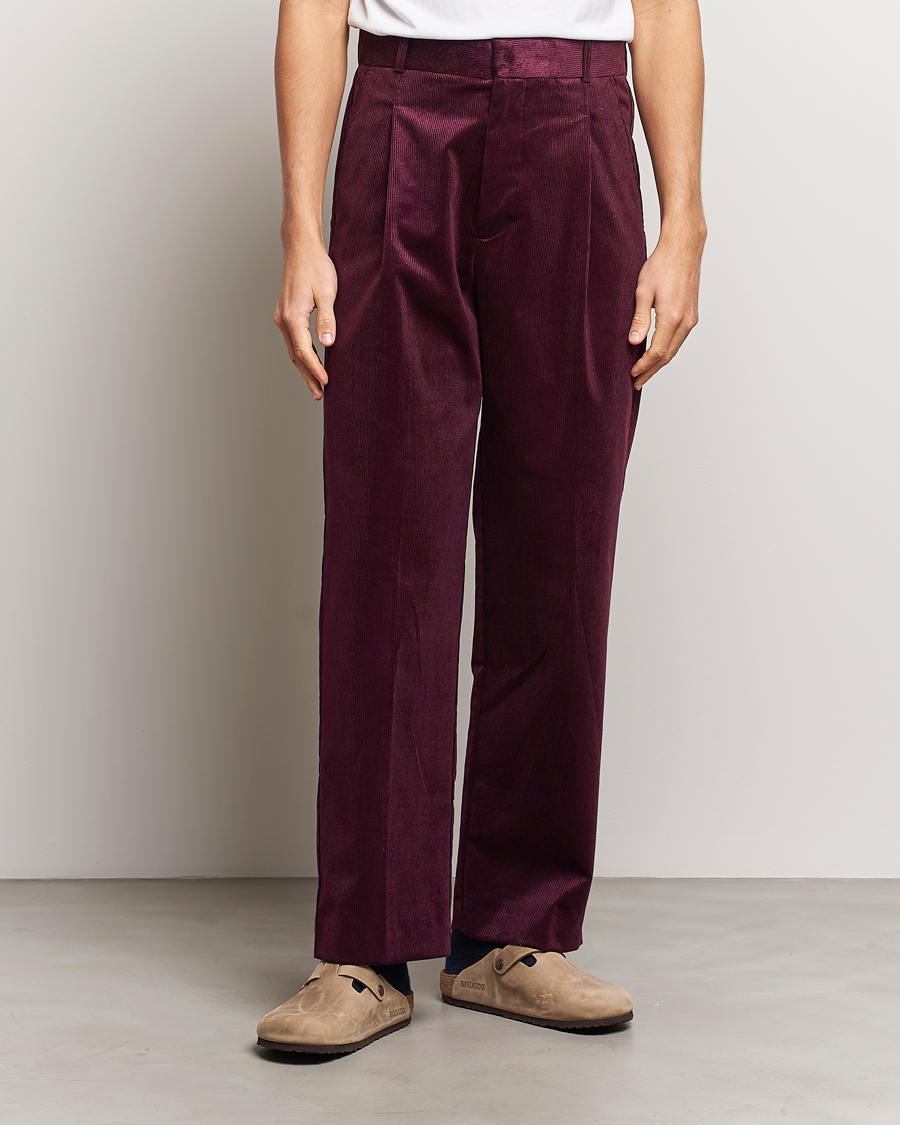 Herren | Hosen | Drôle de Monsieur | Pleated Corduroy Trousers Wine