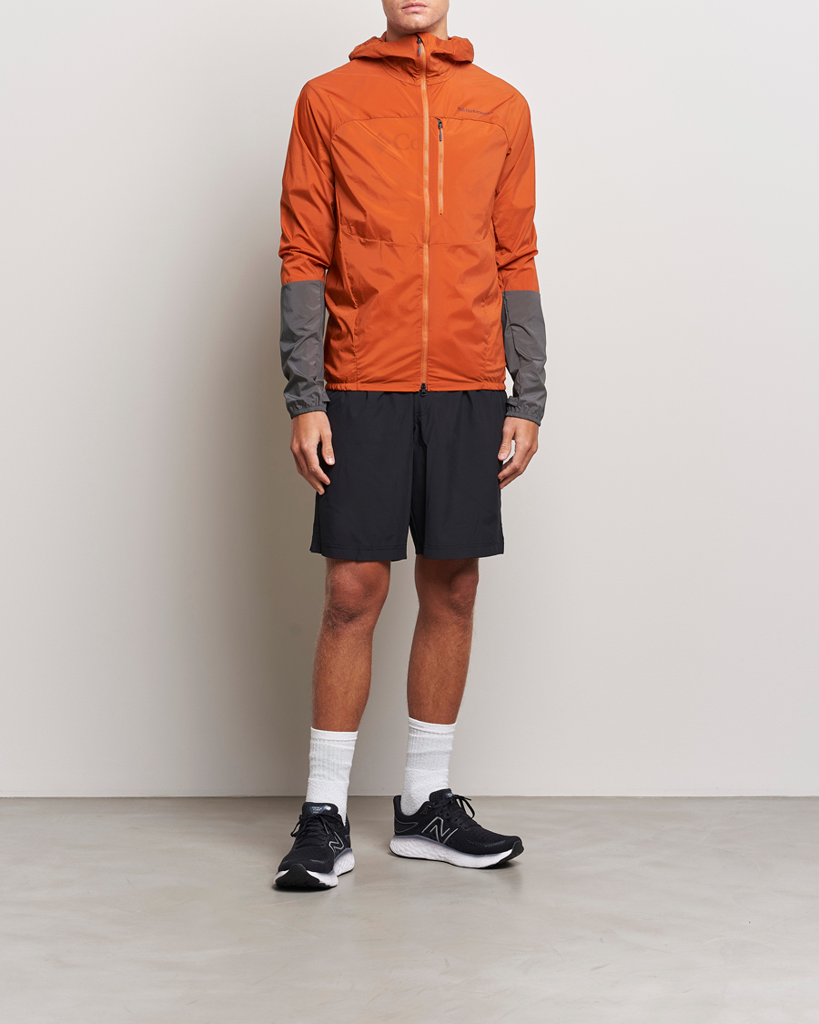 Herren | Jacken | Peak Performance | Vislight Wind Jacket Gold Flame/Motion Grey
