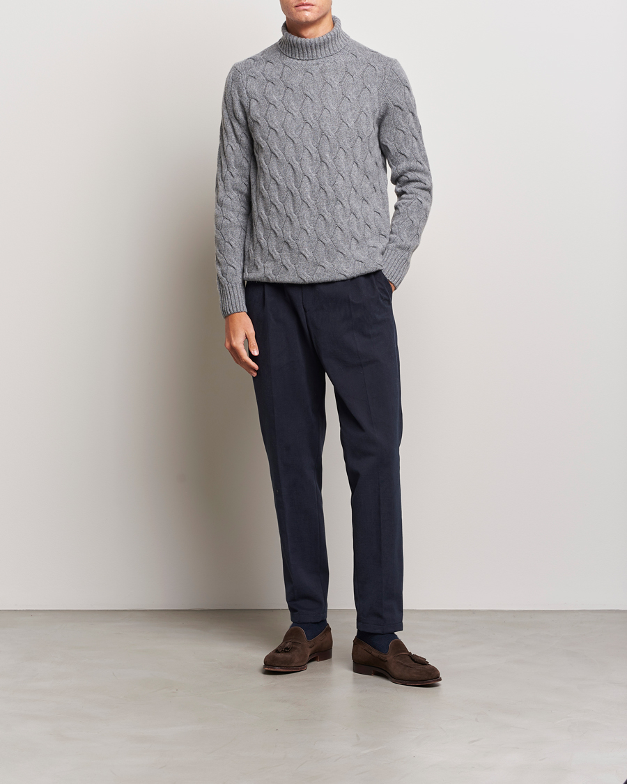 Herren | Pullover | Oscar Jacobson | Seth Heavy Knitted Wool/Cashmere Cable Rollneck Grey