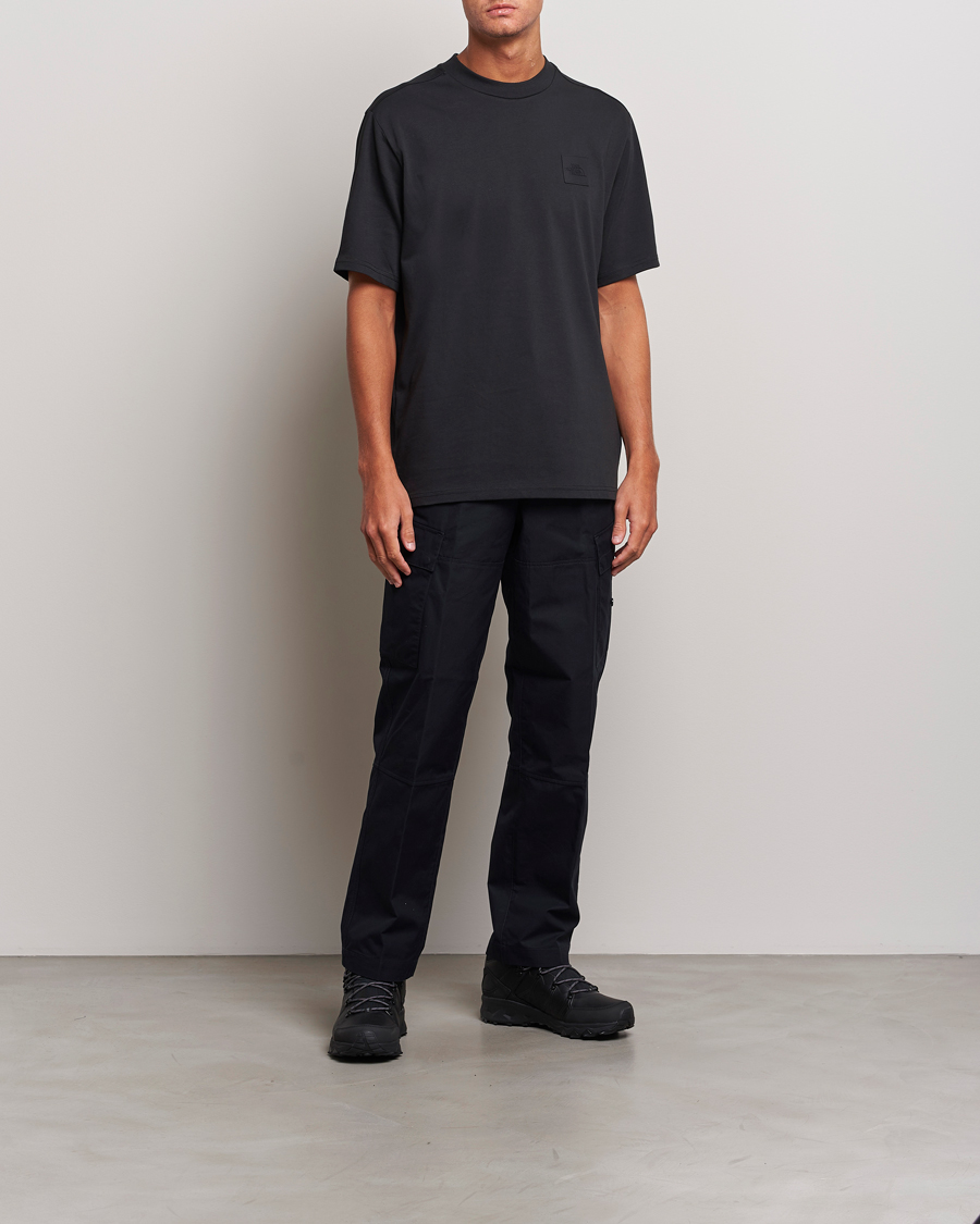 Herren | T-Shirts | The North Face | NSE Patch Tee Black