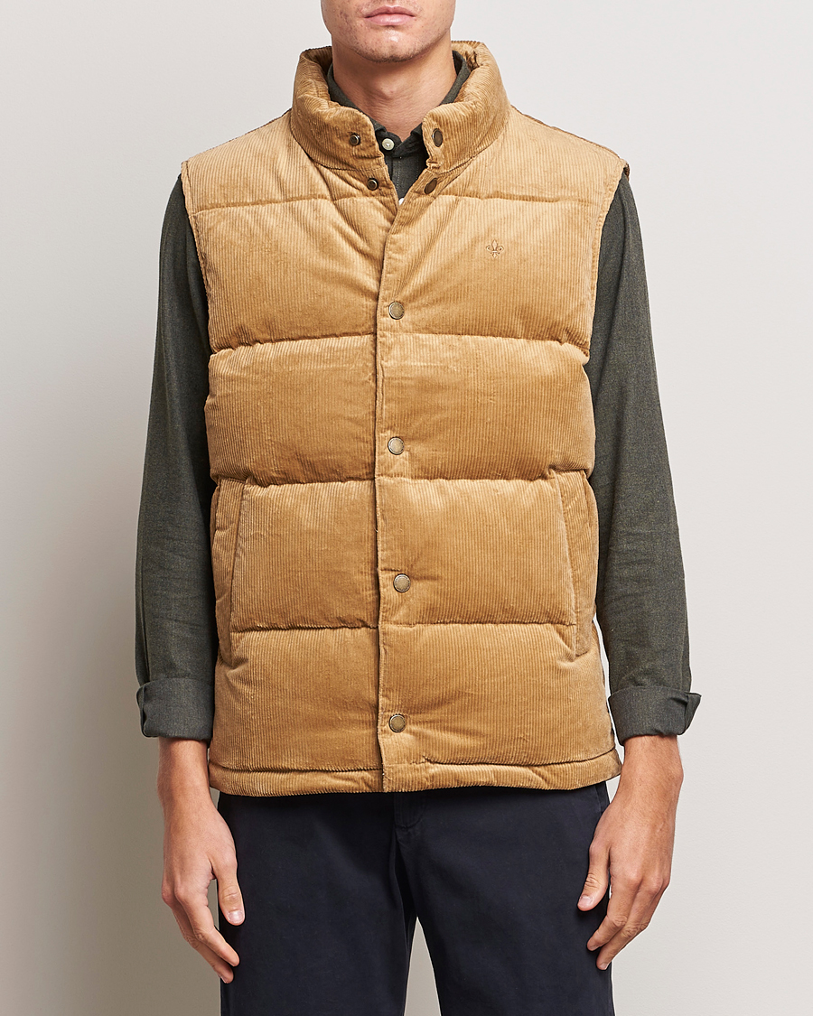 Herren | Jacken | Morris | Kirkby Cord Vest Beige