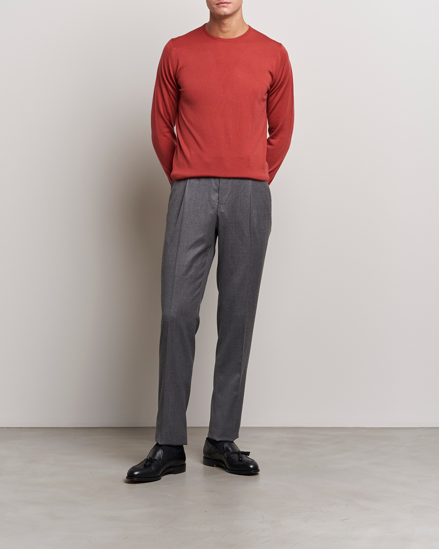 Herren | Pullover | John Smedley | Lundy Extra Fine Merino Crew Neck Redwood