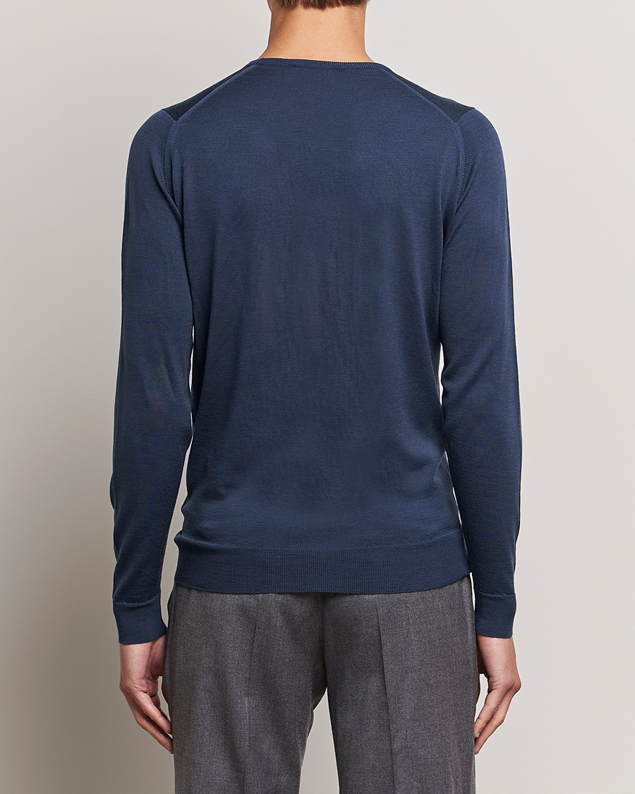 Herren | Pullover | John Smedley | Lundy Extra Fine Merino Crew Neck Smoke Blue