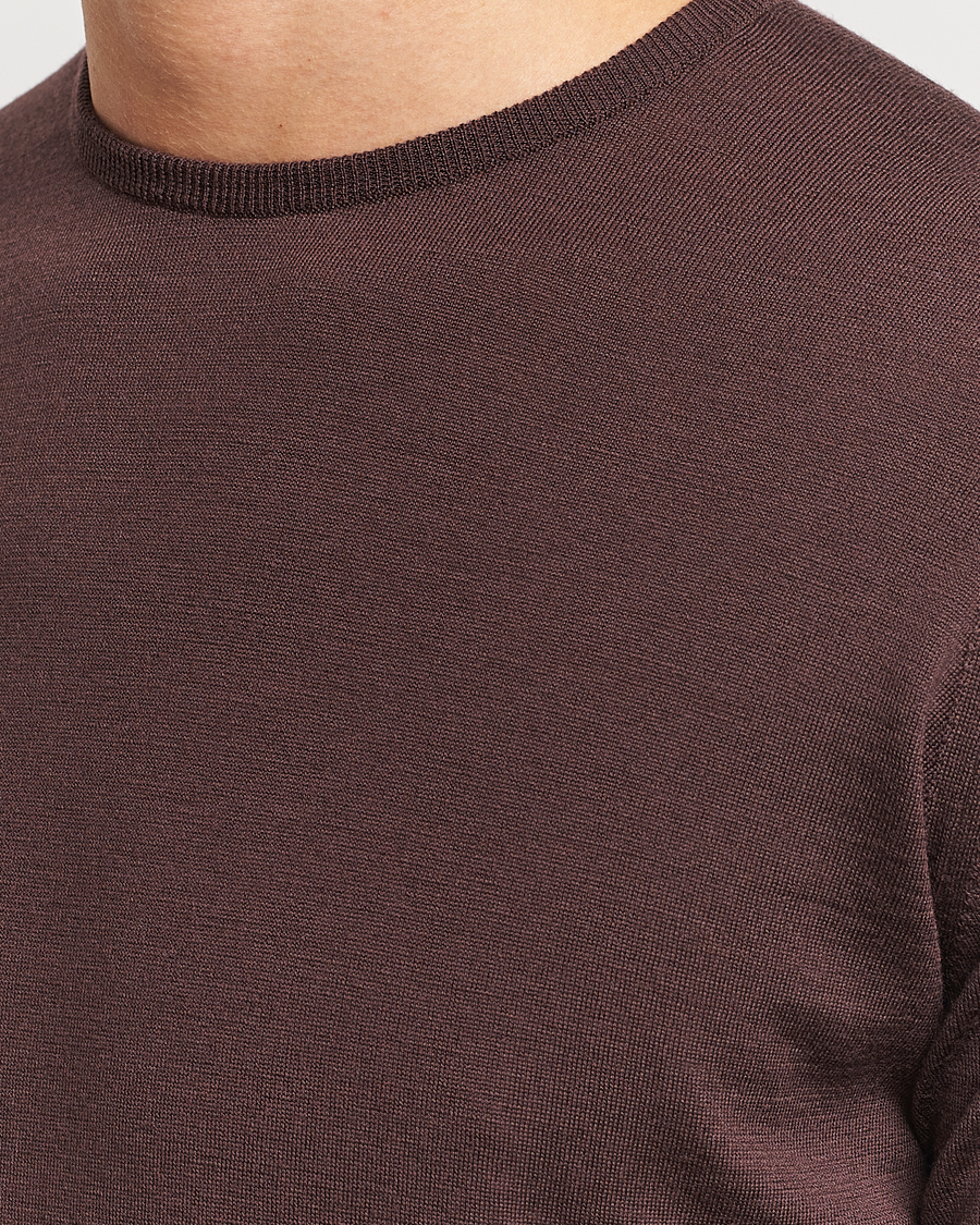 Herren | Pullover | John Smedley | Lundy Extra Fine Merino Crew Neck Truffle Brown