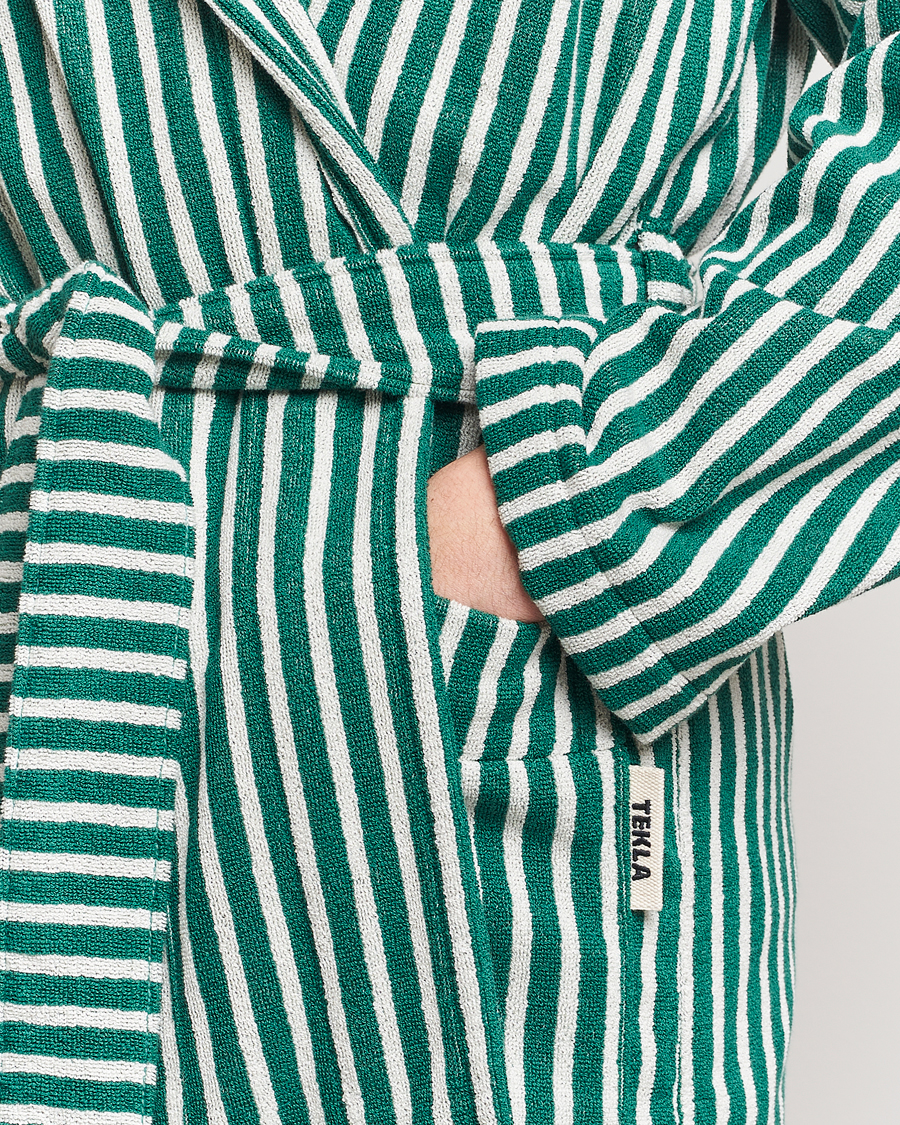 Herren | Schlafanzüge & Bademäntel | Tekla | Organic Terry Hooded Bathrobe Teal Green Stripes