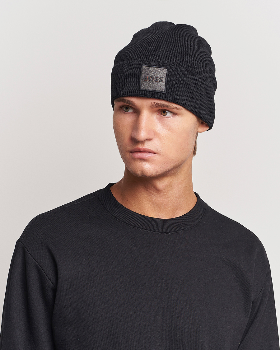 Herren | BOSS ORANGE Foxxy Logo Beanie Black | BOSS ORANGE | Foxxy Logo Beanie Black