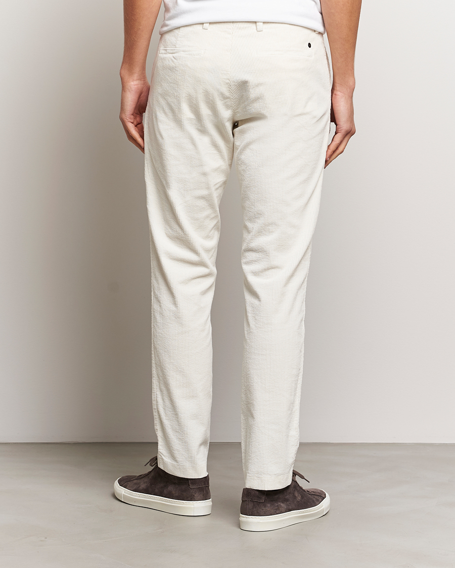 Herren | Hosen | NN07 | Theo Regular Fit Corduroy Chinos Off White