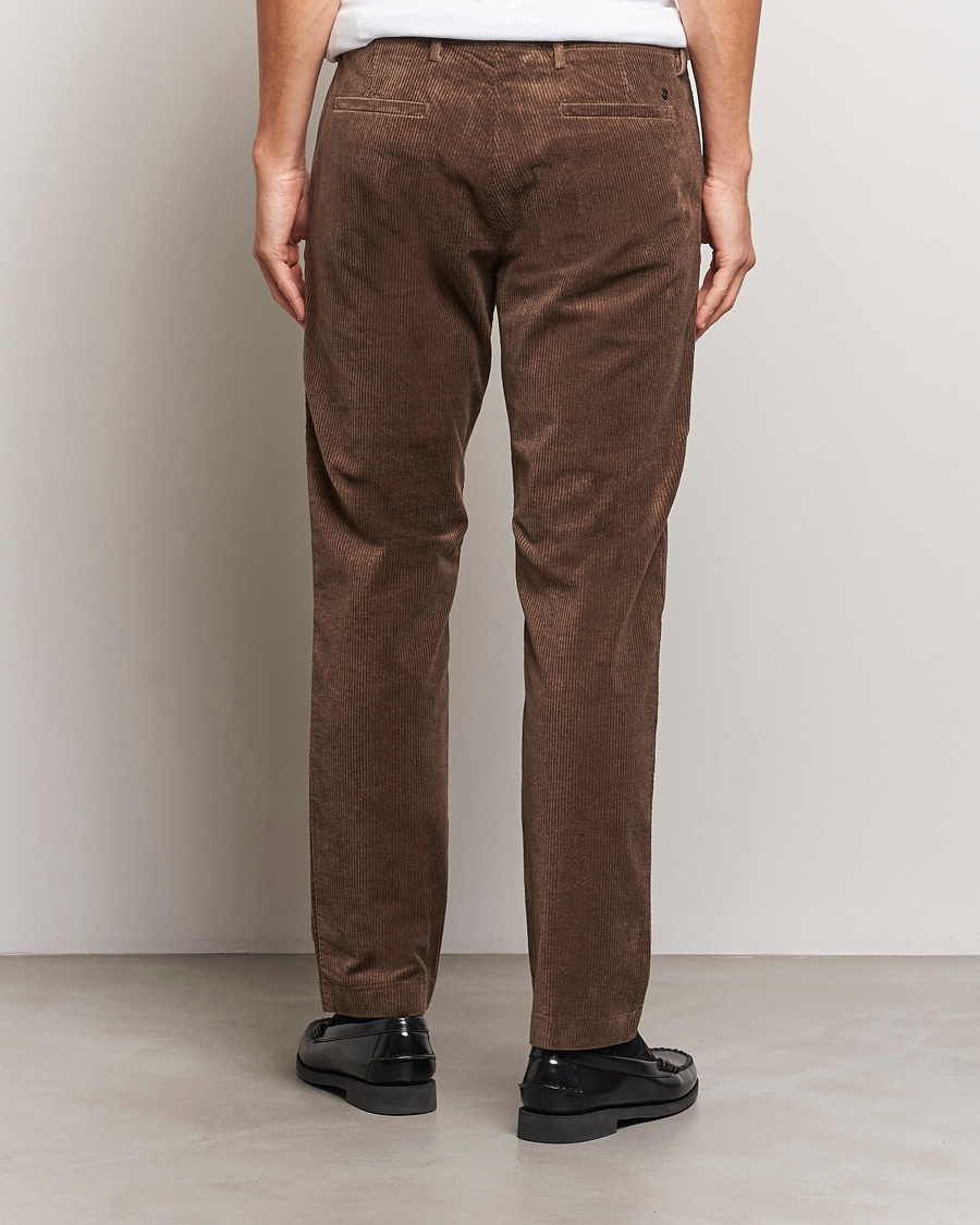 Herren | Hosen | NN07 | Theo Regular Fit Corduroy Chinos Shitake