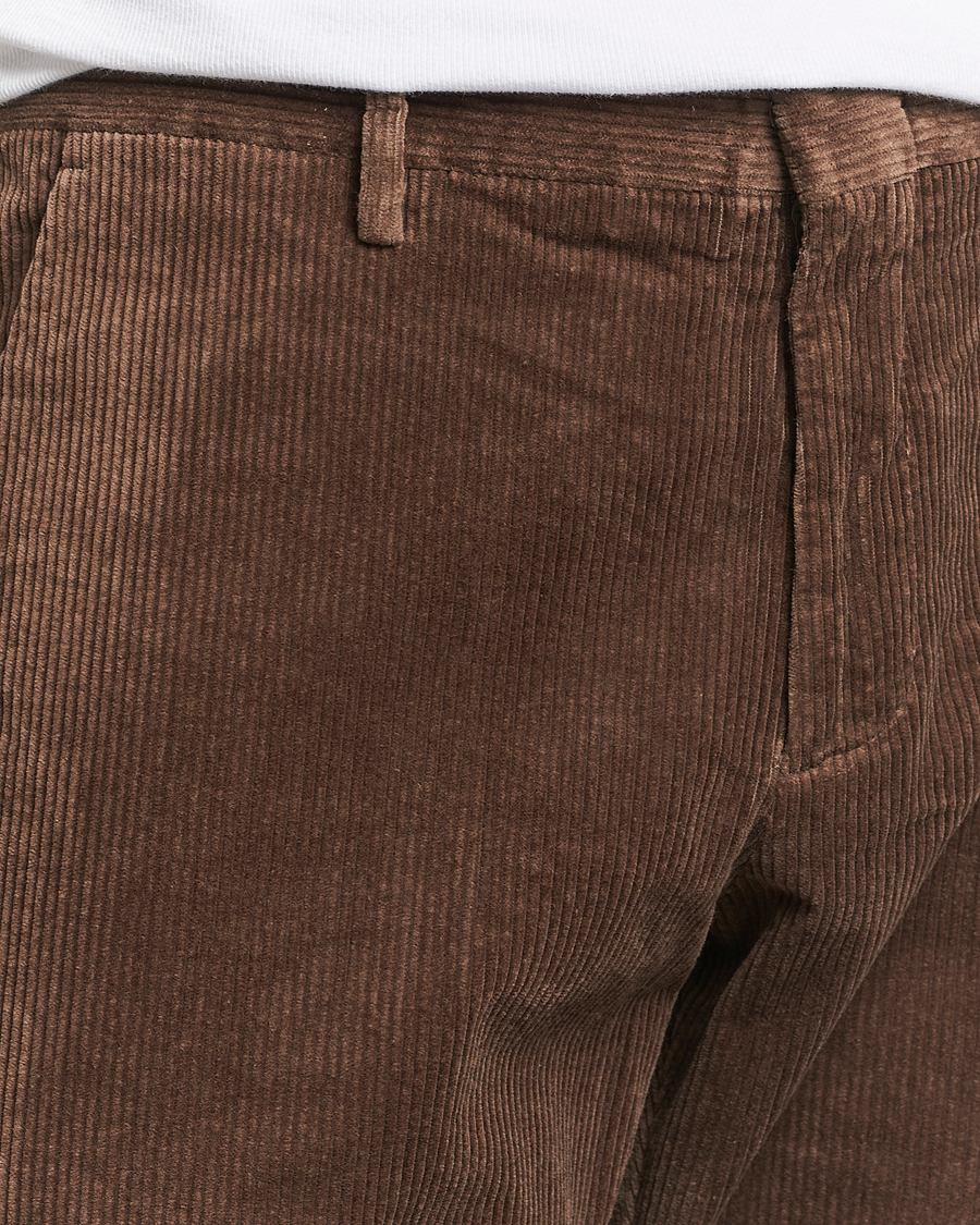 Herren | Hosen | NN07 | Theo Regular Fit Corduroy Chinos Shitake