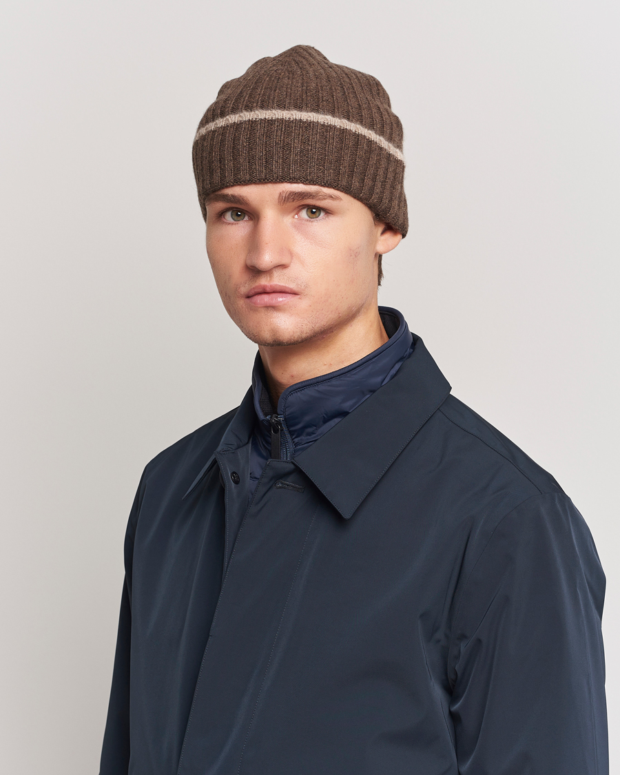 Herren | Amanda Christensen Rib Knitted Cashmere Paspoal Cap Brown Melange | Amanda Christensen | Rib Knitted Cashmere Paspoal Cap Brown Melange