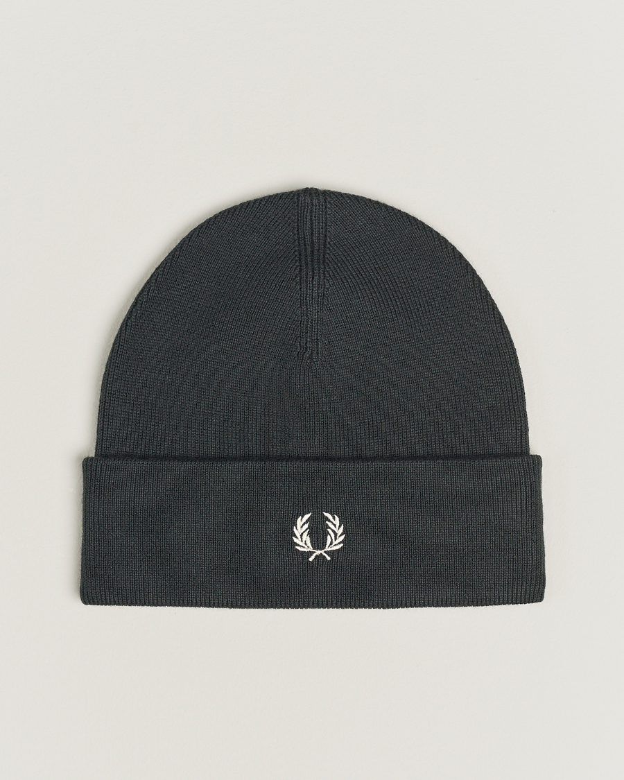 Herren | Fred Perry Merino Wool Beanie Night Green | Fred Perry | Merino Wool Beanie Night Green
