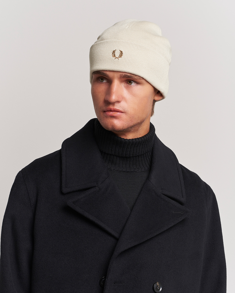 Herren | Fred Perry Merino Wool Beanie Oatmeal | Fred Perry | Merino Wool Beanie Oatmeal