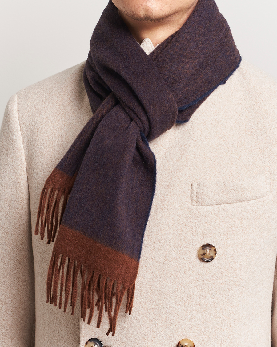 Herren | Begg & Co Solid Board Wool/Cashmere Scarf Navy Chocolate | Begg & Co | Solid Board Wool/Cashmere Scarf Navy Chocolate
