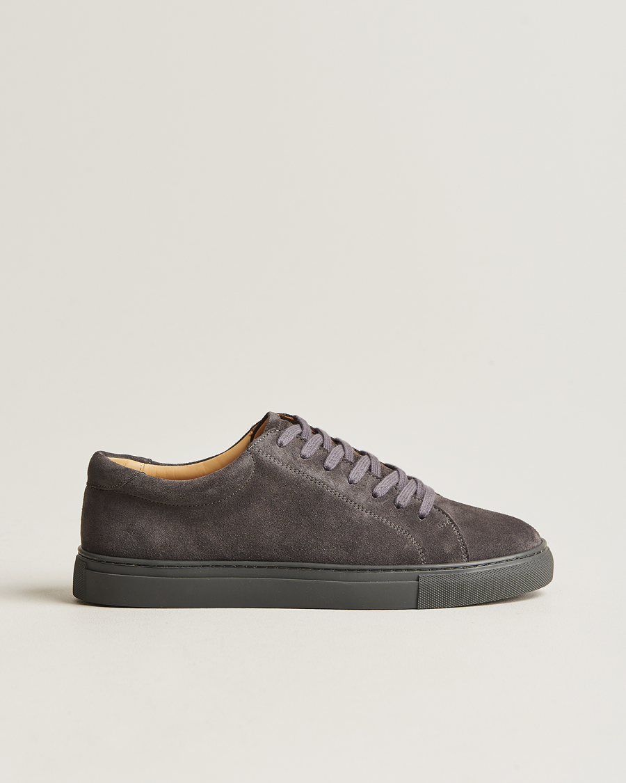 Herren | Myrqvist Oaxen Monochrome Sneaker Dark Grey Suede | Myrqvist | Oaxen Monochrome Sneaker Dark Grey Suede