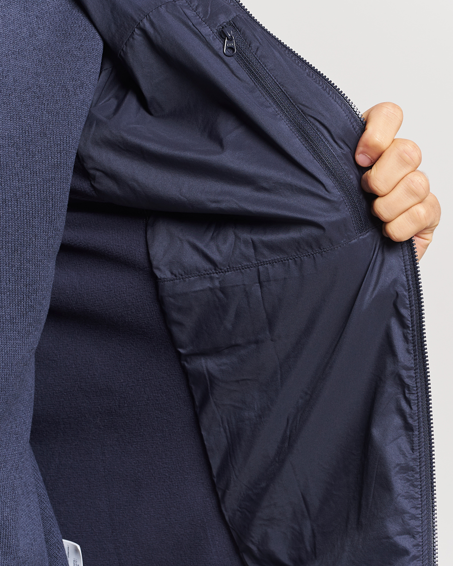 Herren | Jacken | Arc'teryx | Atom Hooded Jacket Black Sapphire