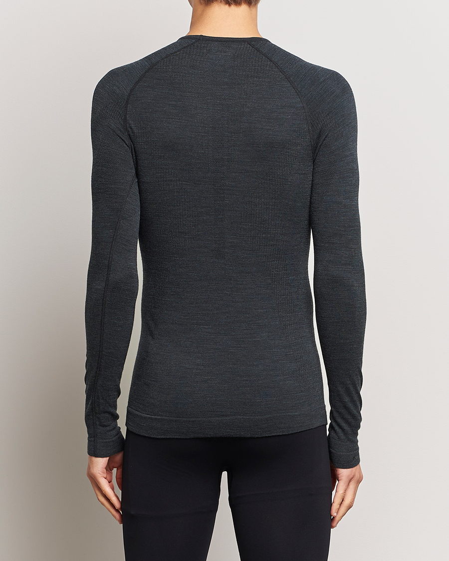 Herren | T-Shirts | Falke | Long Sleeve Wool Tech Shirt Black