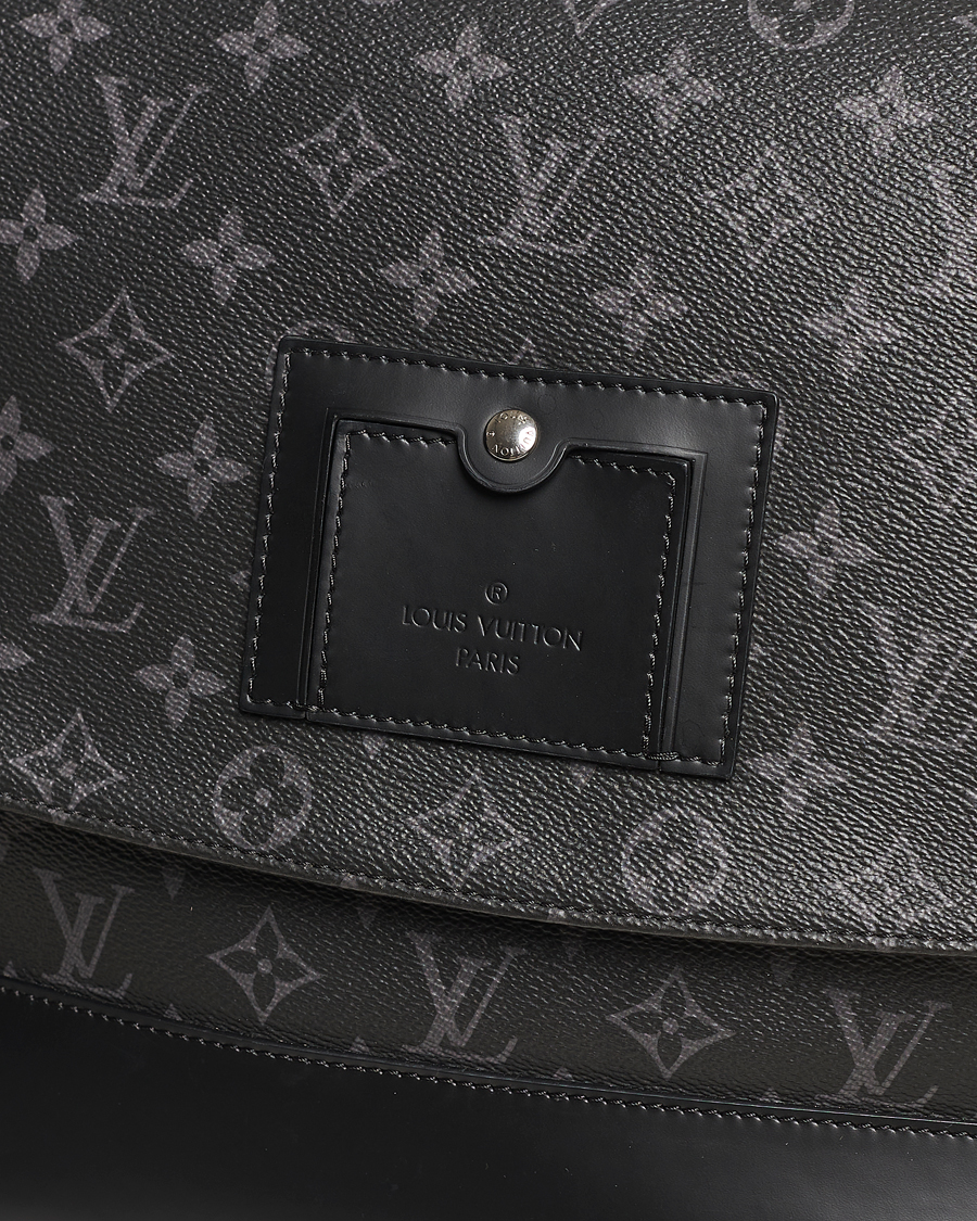 Herren | Louis Vuitton Pre-Owned Messenger Voyager MM Bag Monogram Eclipse | Louis Vuitton Pre-Owned | Messenger Voyager MM Bag Monogram Eclipse