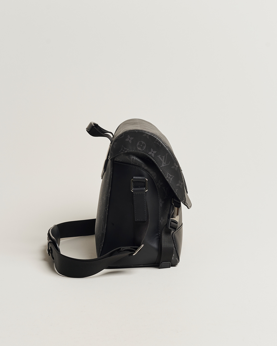 Herren | Louis Vuitton Pre-Owned Messenger Voyager MM Bag Monogram Eclipse | Louis Vuitton Pre-Owned | Messenger Voyager MM Bag Monogram Eclipse