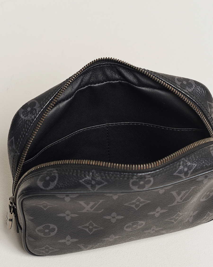 Herren | Louis Vuitton Pre-Owned Toiletry Bag PM Monogram Eclipse | Louis Vuitton Pre-Owned | Toiletry Bag PM Monogram Eclipse