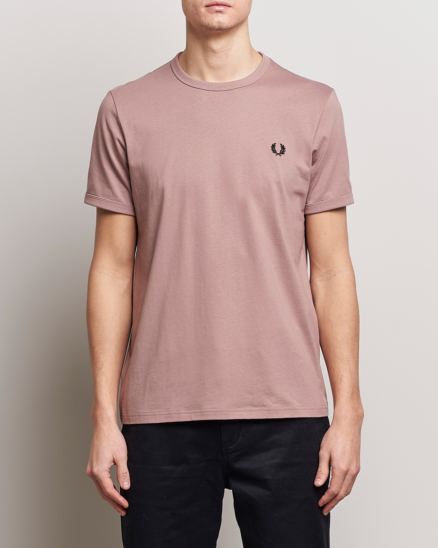 Herren | Fred Perry | Fred Perry | Ringer T-Shirt Dusty Pink