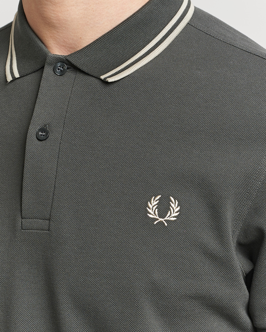 Herren | Poloshirts | Fred Perry | Twin Tipped Polo Shirt Field Green