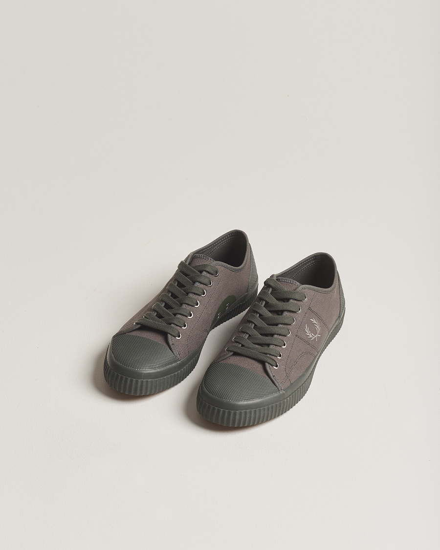 Herren | Schuhe | Fred Perry | Hughes Canvas Sneaker Field Green
