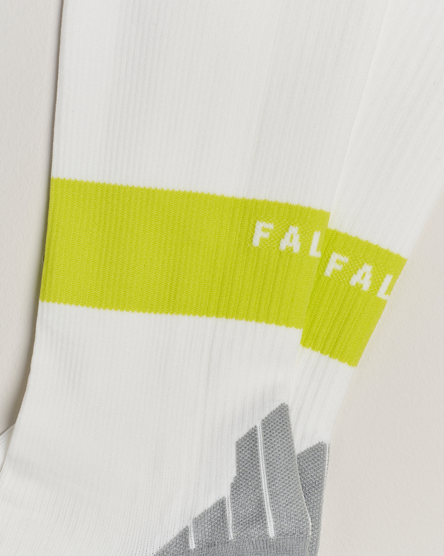 Men | Active | Falke Sport | Falke RU Compression Running Socks White