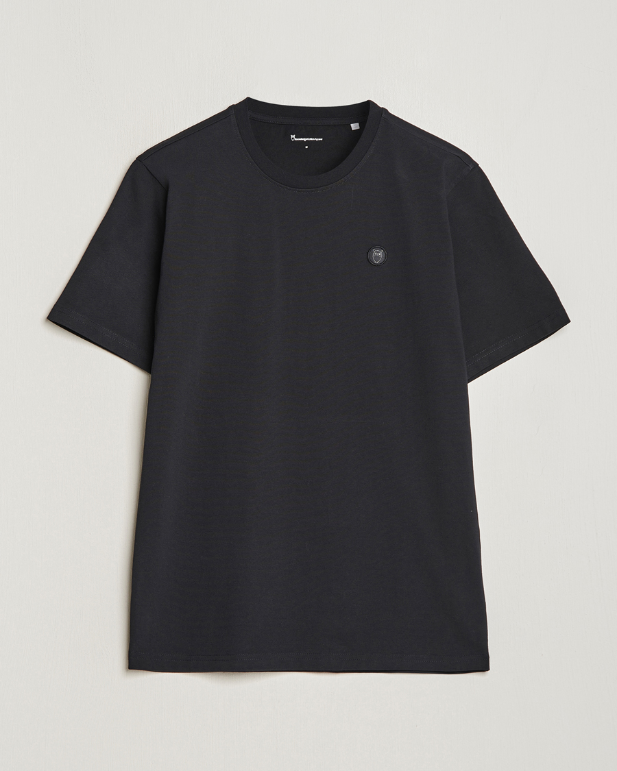 Herren | T-Shirts | KnowledgeCotton Apparel | Loke Badge T-Shirt Jet Black