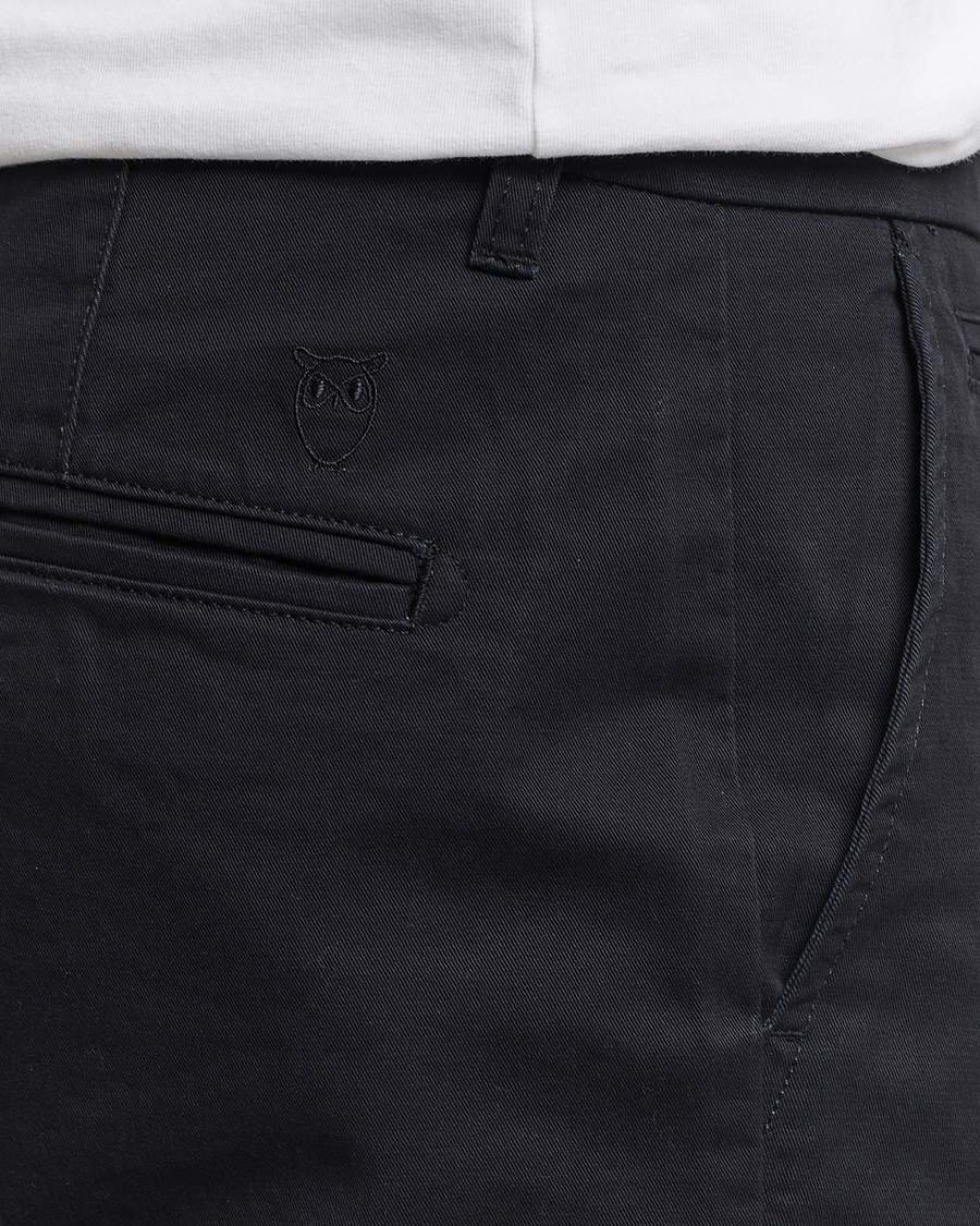 Herren | Hosen | KnowledgeCotton Apparel | Chuck Regular Cotton Twill Chino Jet Black