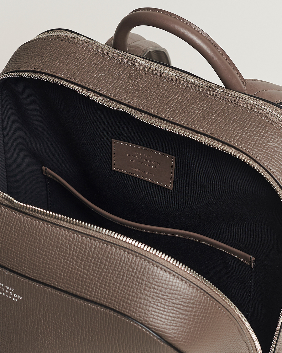 Herren | Smythson Ludlow Zip Around Backpack Dark Taupe | Smythson | Ludlow Zip Around Backpack Dark Taupe