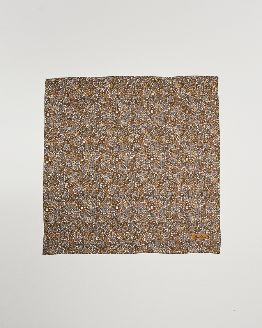 Herren | Stenströms Flower Printed Linen Bandana Brown | Stenströms | Flower Printed Linen Bandana Brown