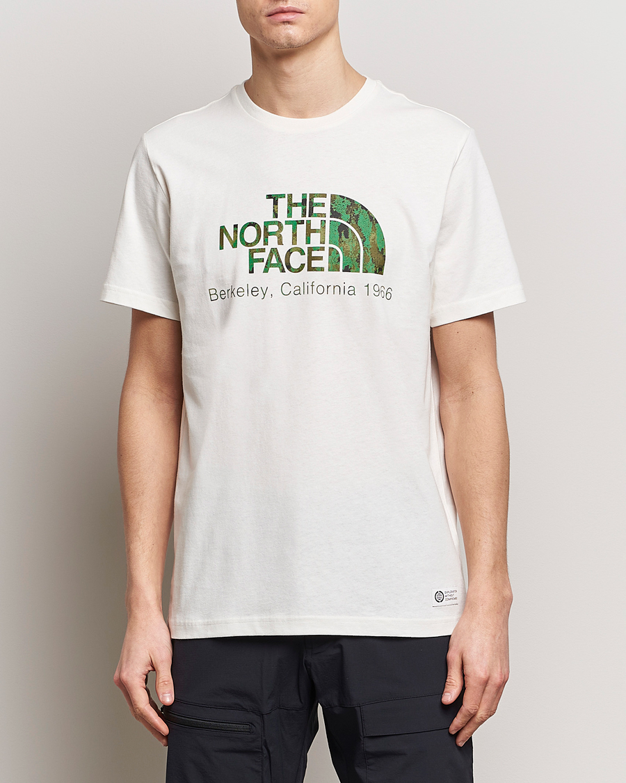 Herren | Active | The North Face | Berkeley Logo T-Shirt White