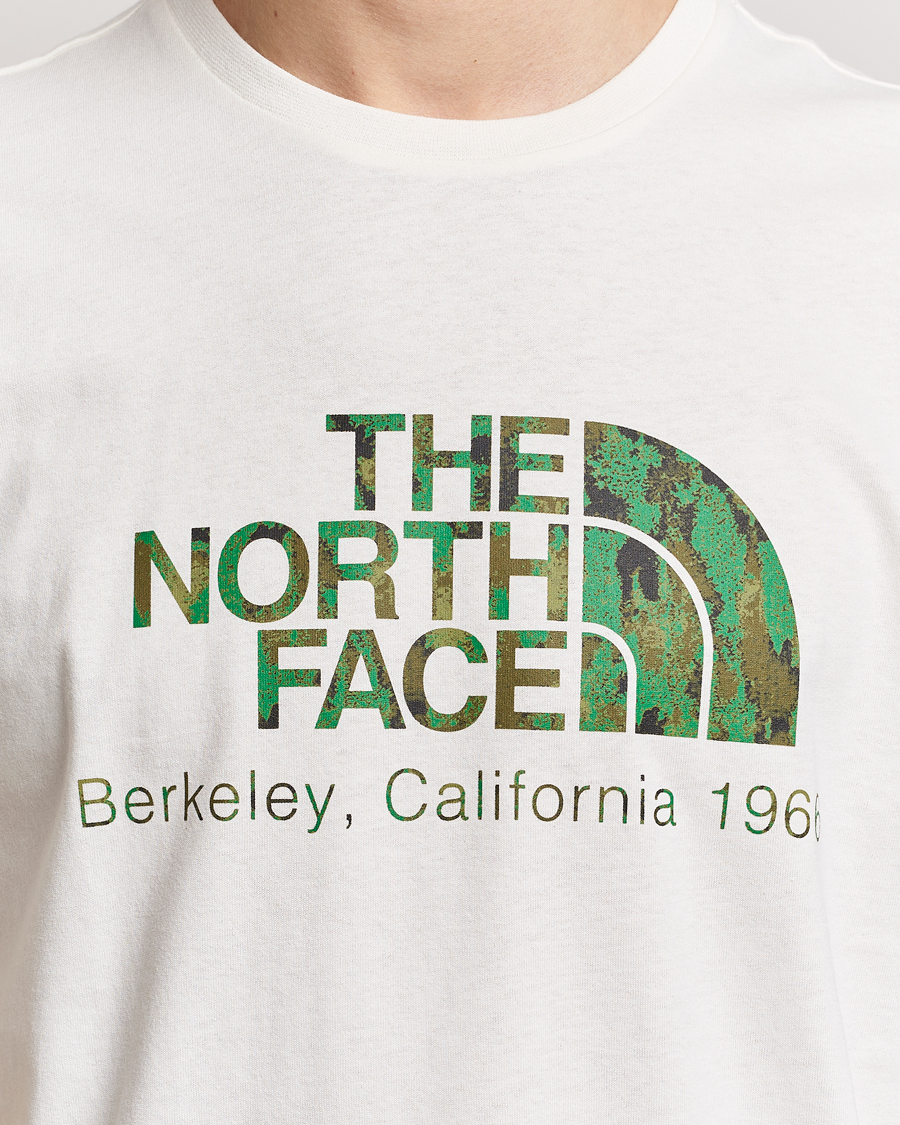 Herren | T-Shirts | The North Face | Berkeley Logo T-Shirt White
