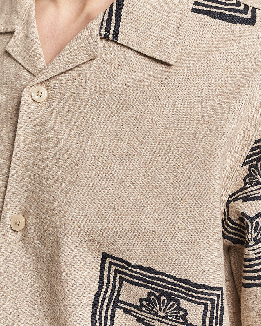 Herren | Hemden | NN07 | Ole Printed Short Sleeve Shirt Oatmeal