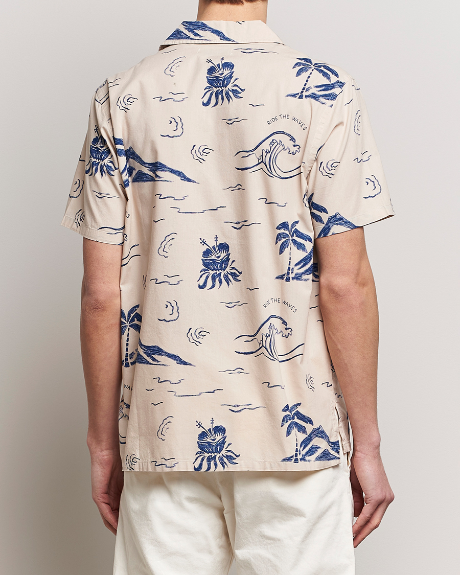 Herren | Hemden | Nudie Jeans | Arvid Printed Waves Hawaii Short Sleeve Shirt Ecru