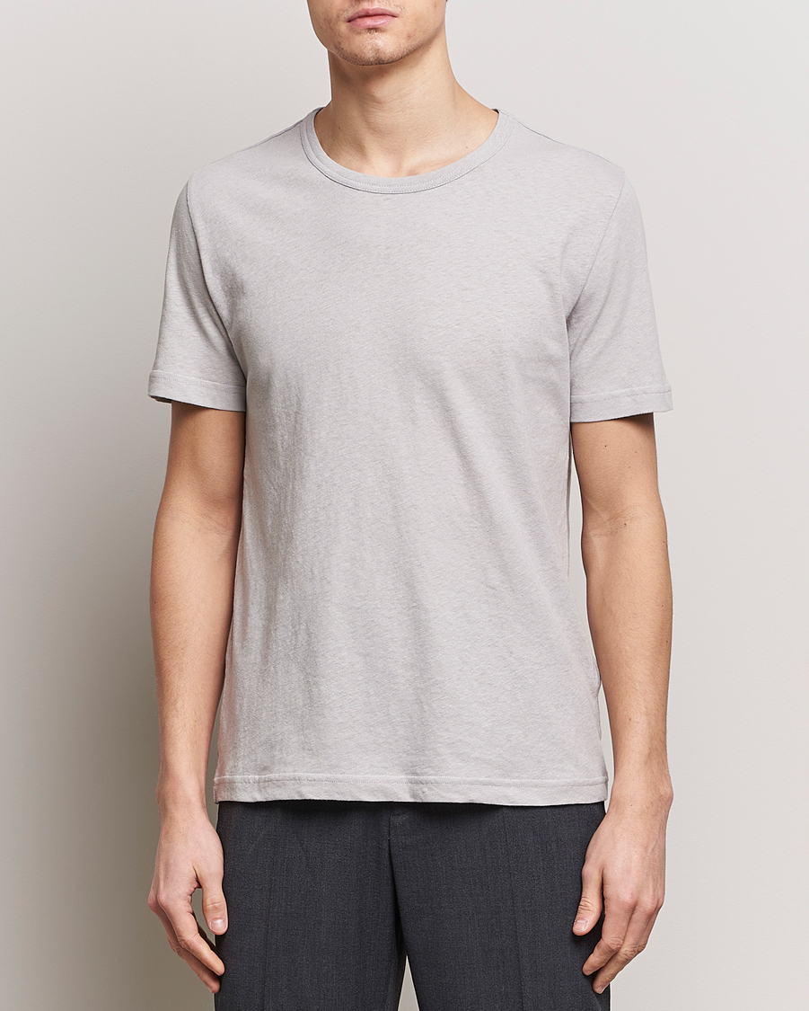 Herren | Kurzarm T-Shirt | Tiger of Sweden | Olaf Cotton/Linen Crew Neck T-Shirt Granite