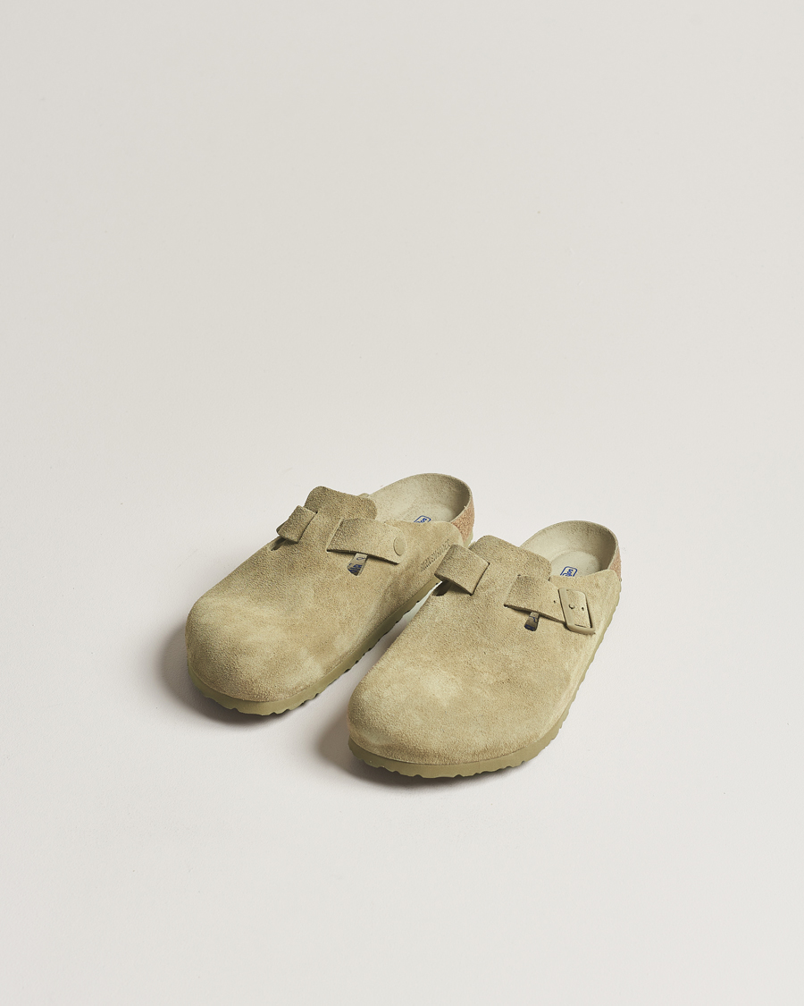 Herren | BIRKENSTOCK Boston Soft Footbed Faded Khaki Suede | BIRKENSTOCK | Boston Soft Footbed Faded Khaki Suede