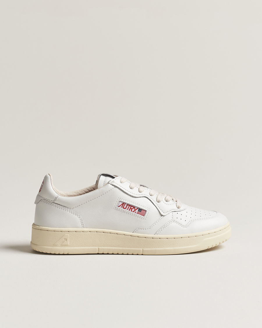 Herren | Autry Medalist Low Leather Sneaker White/Red | Autry | Medalist Low Leather Sneaker White/Red