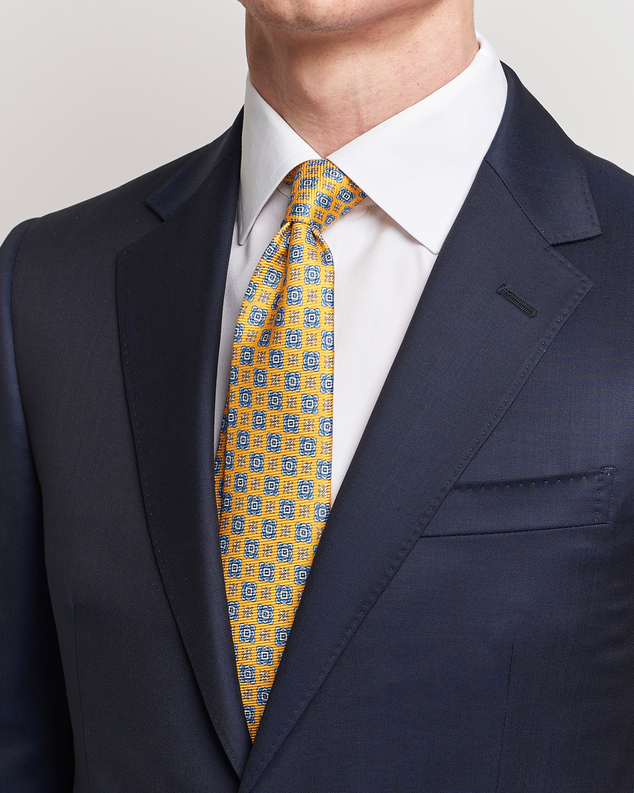Herren | Kiton Printed Medallion Silk Tie Yellow | Kiton | Printed Medallion Silk Tie Yellow