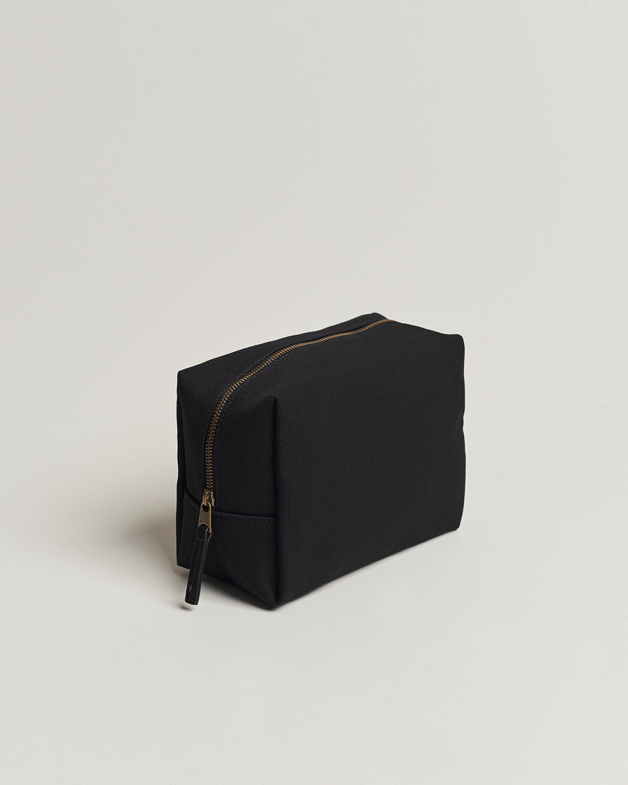 Herren | GANT Tonal Shield Wash Bag Ebony Black | GANT | Tonal Shield Wash Bag Ebony Black