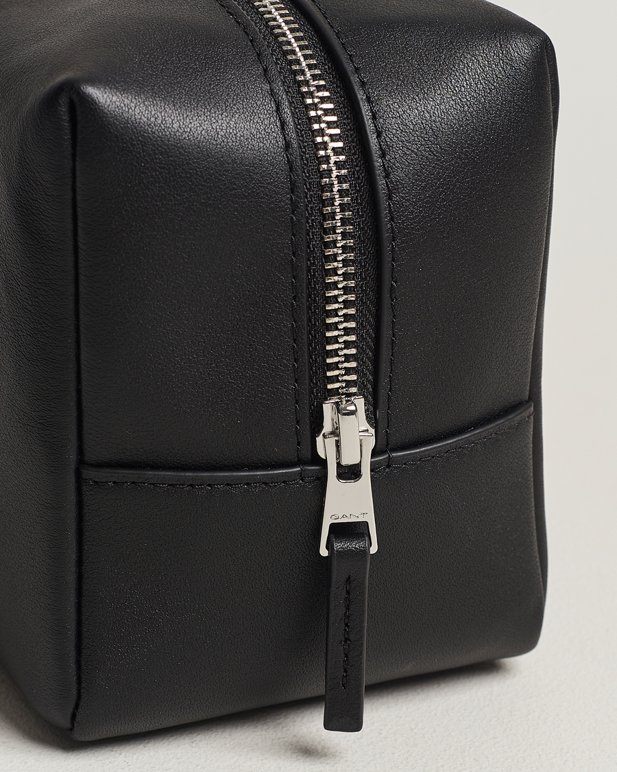 Herren | GANT Leather Wash Bag Black | GANT | Leather Wash Bag Black
