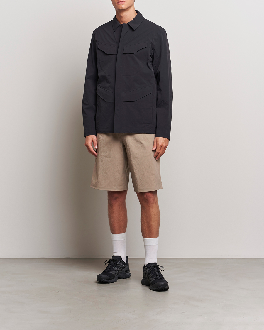 Herren | Shorts | Arc'teryx Veilance | Spere Lightweight Water Repellent Shorts Soil