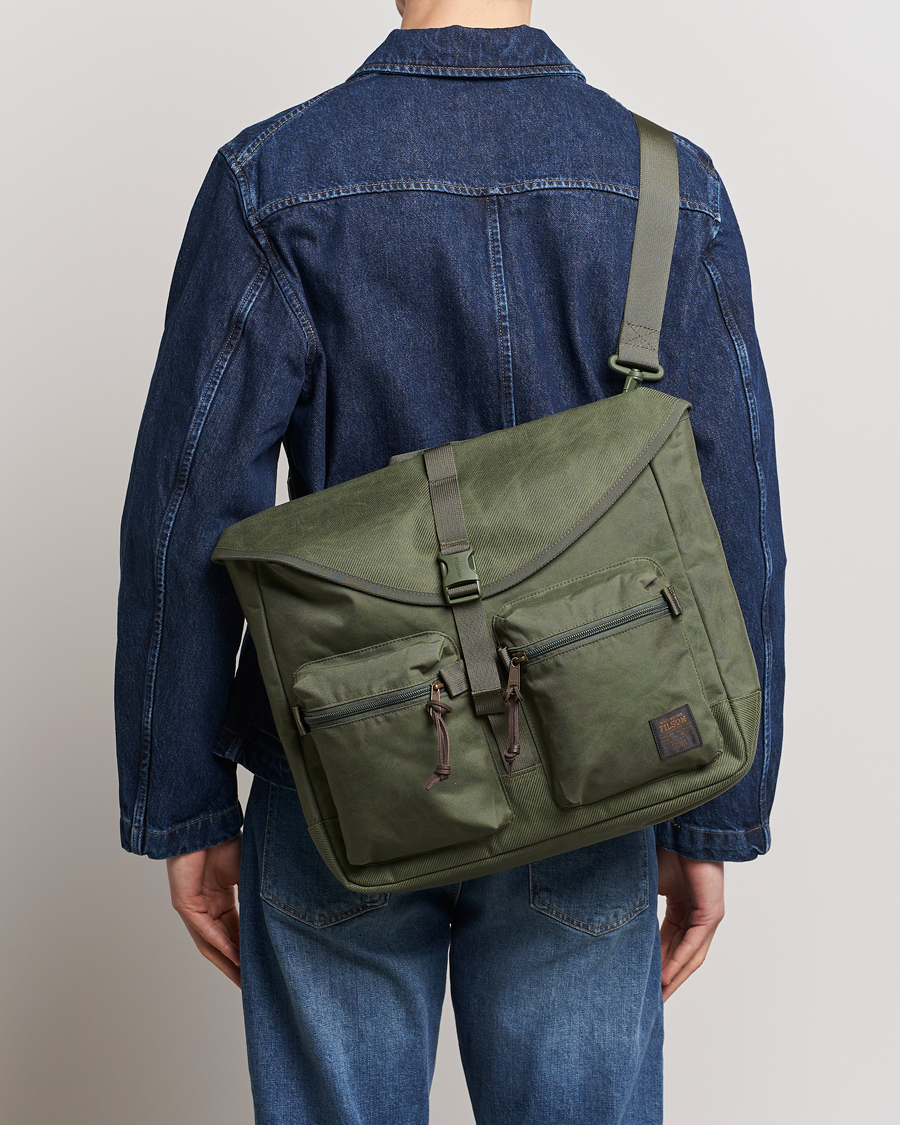 Herren | Active | Filson | Surveyor Messenger Bag Service Green