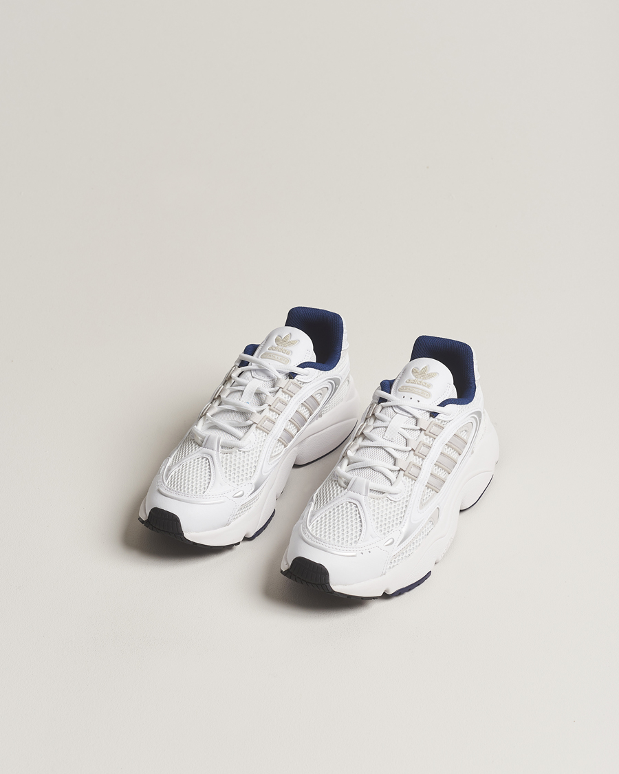 Herren |  | adidas Originals | Ozmillen Running Sneaker Won White