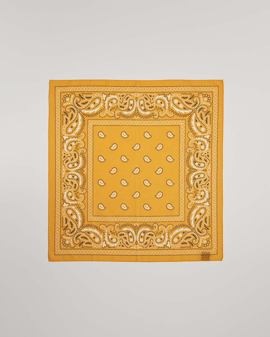 Herren | Amanda Christensen Cotton Voilé Printed Paisley Bandana Yellow | Amanda Christensen | Cotton Voilé Printed Paisley Bandana Yellow